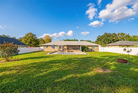 Tiny photo for 4092 SE 61st Place, Ocala, FL 34480 (MLS # OM734565)