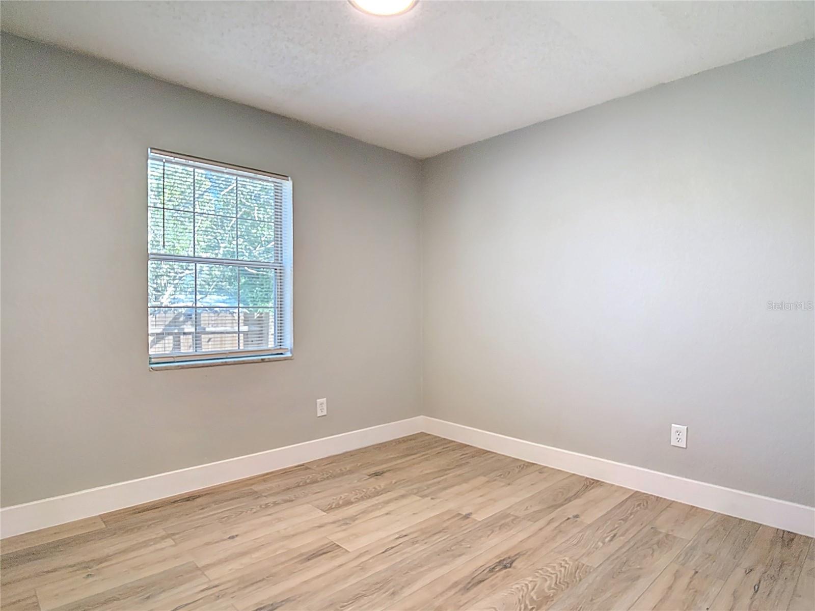 DELTONA LAKES UNIT 25 - Residential