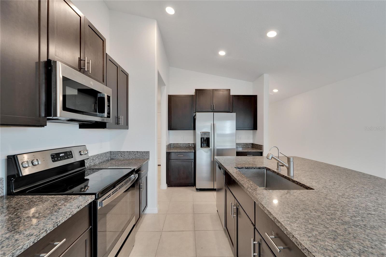 BERRY BAY SUB - Residential