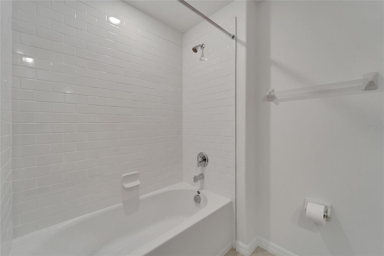 BERRY BAY SUB - Residential