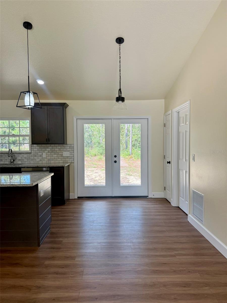 WILLISTON HYLNDS GOLF & C CLUB ESTATE - Residential