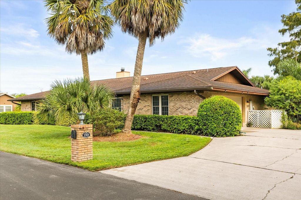 Photo of 5369 Crooked Oak Circle, Saint Cloud, FL 34771 (MLS # S5135084)