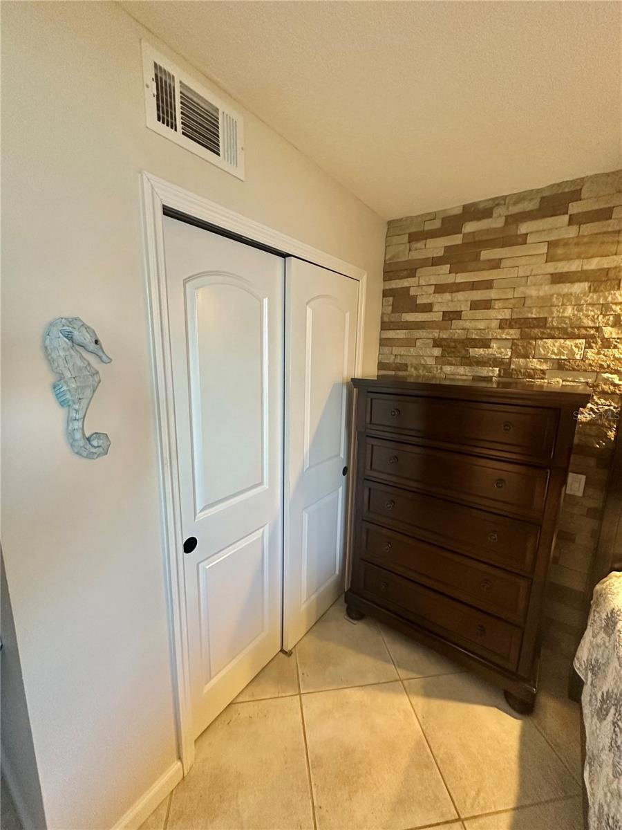 GULF ISLAND BEACH &  TENNIS CLUB II - Residential