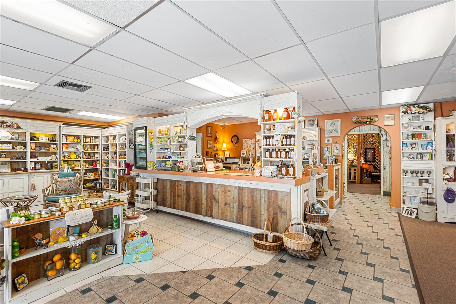 WINTER HAVEN - Commercial Sale