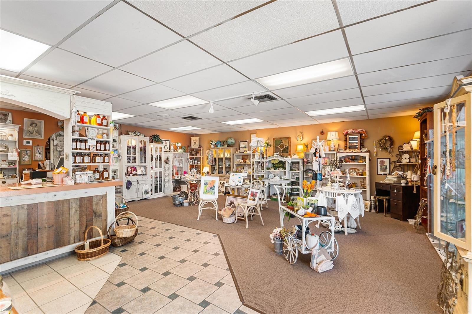 WINTER HAVEN - Commercial Sale