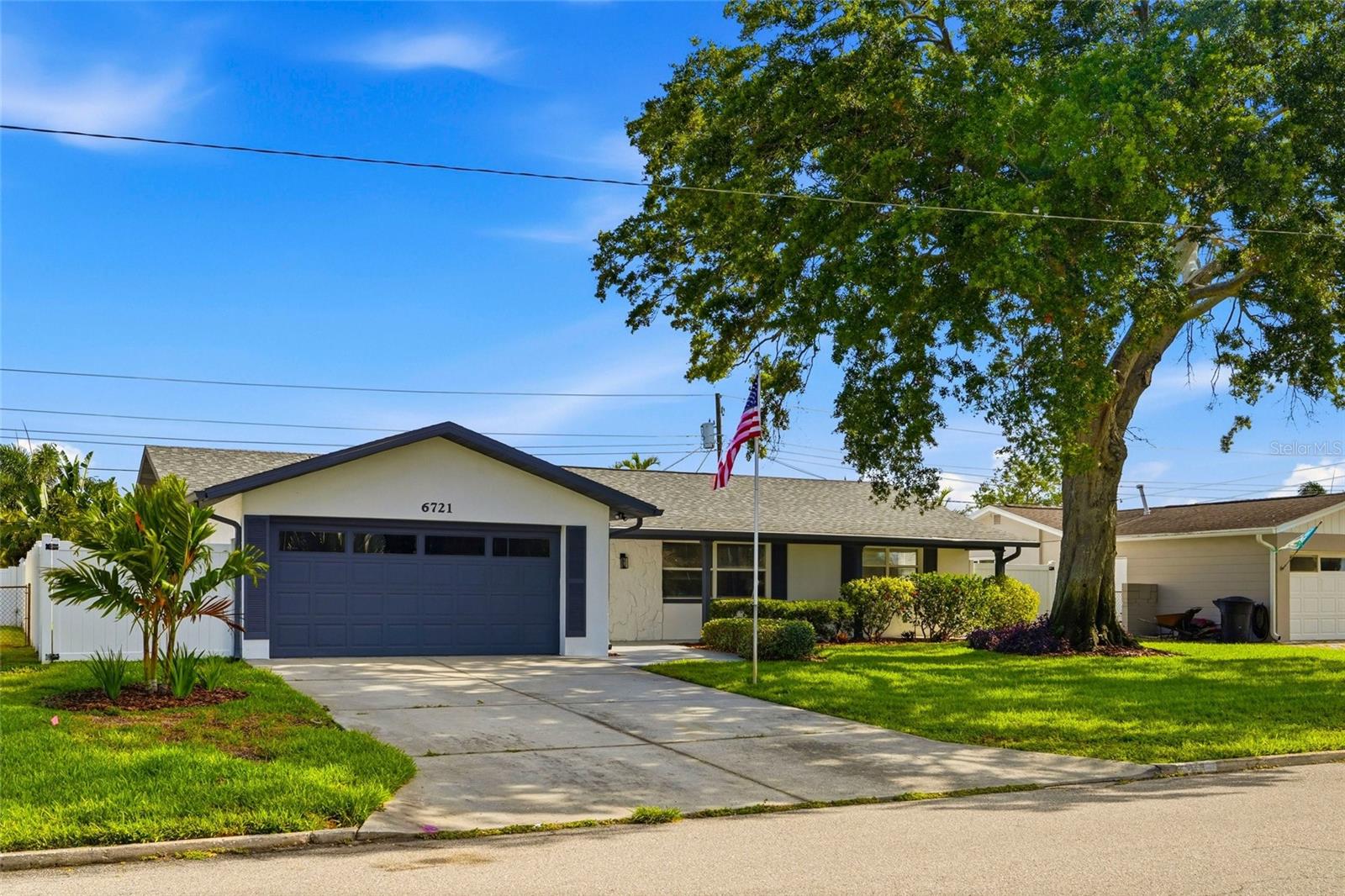 CROSSROADS ESTATES 2ND ADD - Residential
