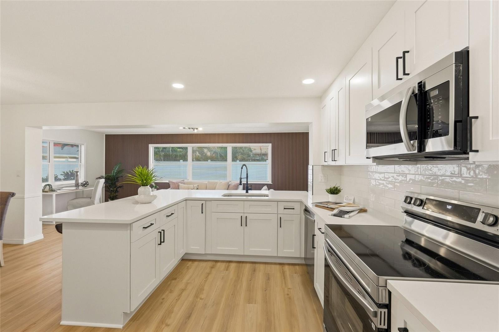 CROSSROADS ESTATES 2ND ADD - Residential