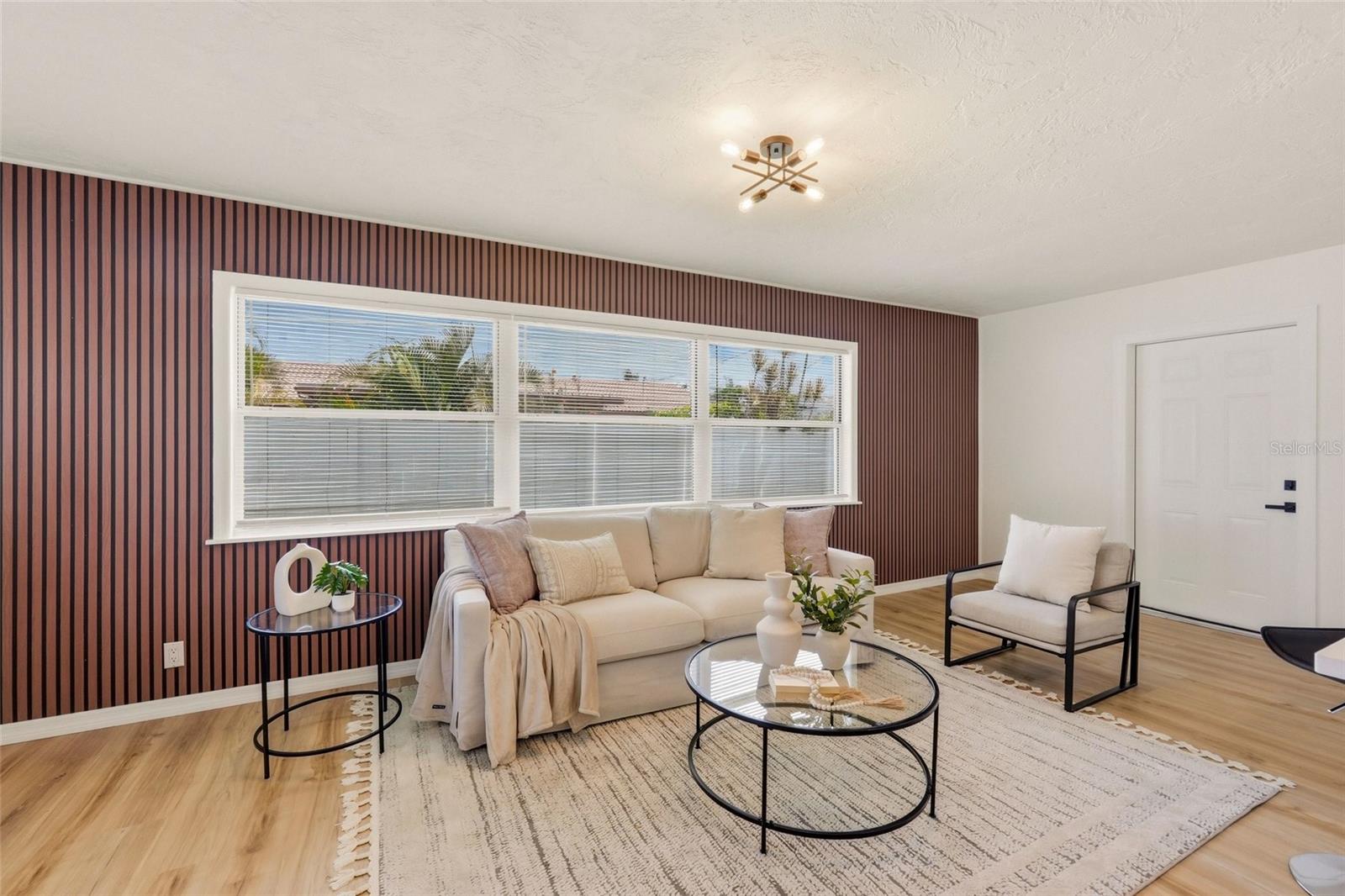 CROSSROADS ESTATES 2ND ADD - Residential