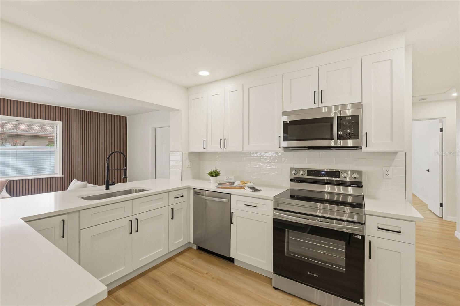 CROSSROADS ESTATES 2ND ADD - Residential