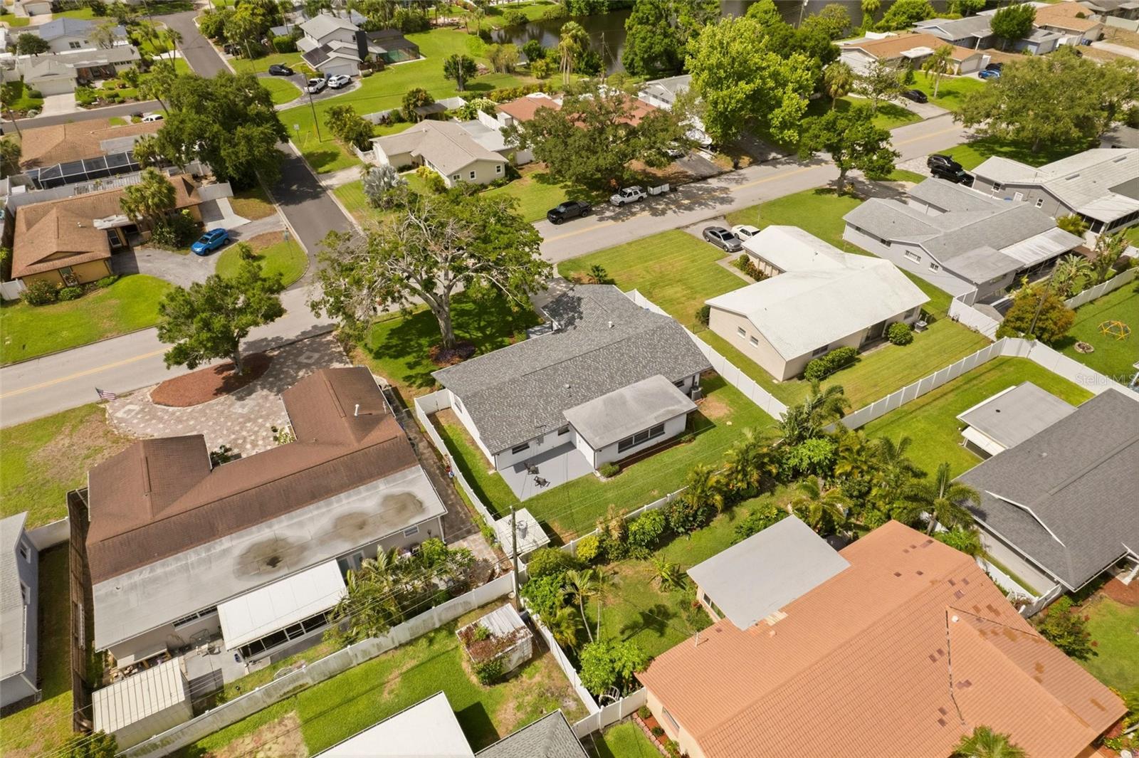 CROSSROADS ESTATES 2ND ADD - Residential