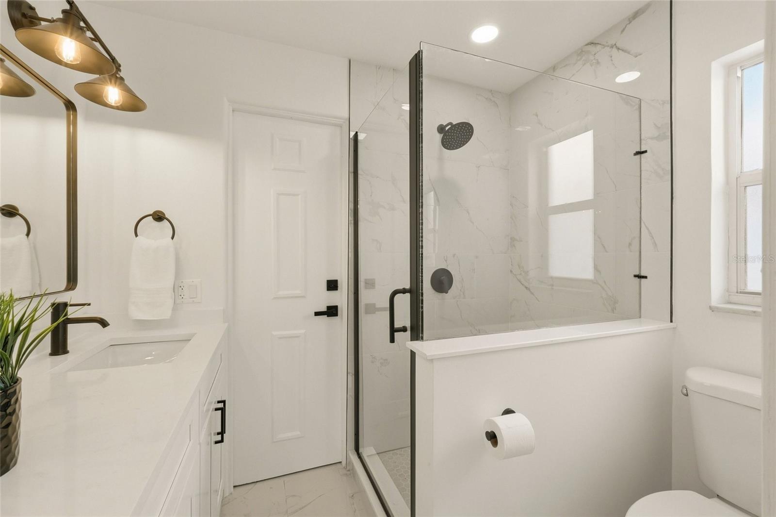 CROSSROADS ESTATES 2ND ADD - Residential