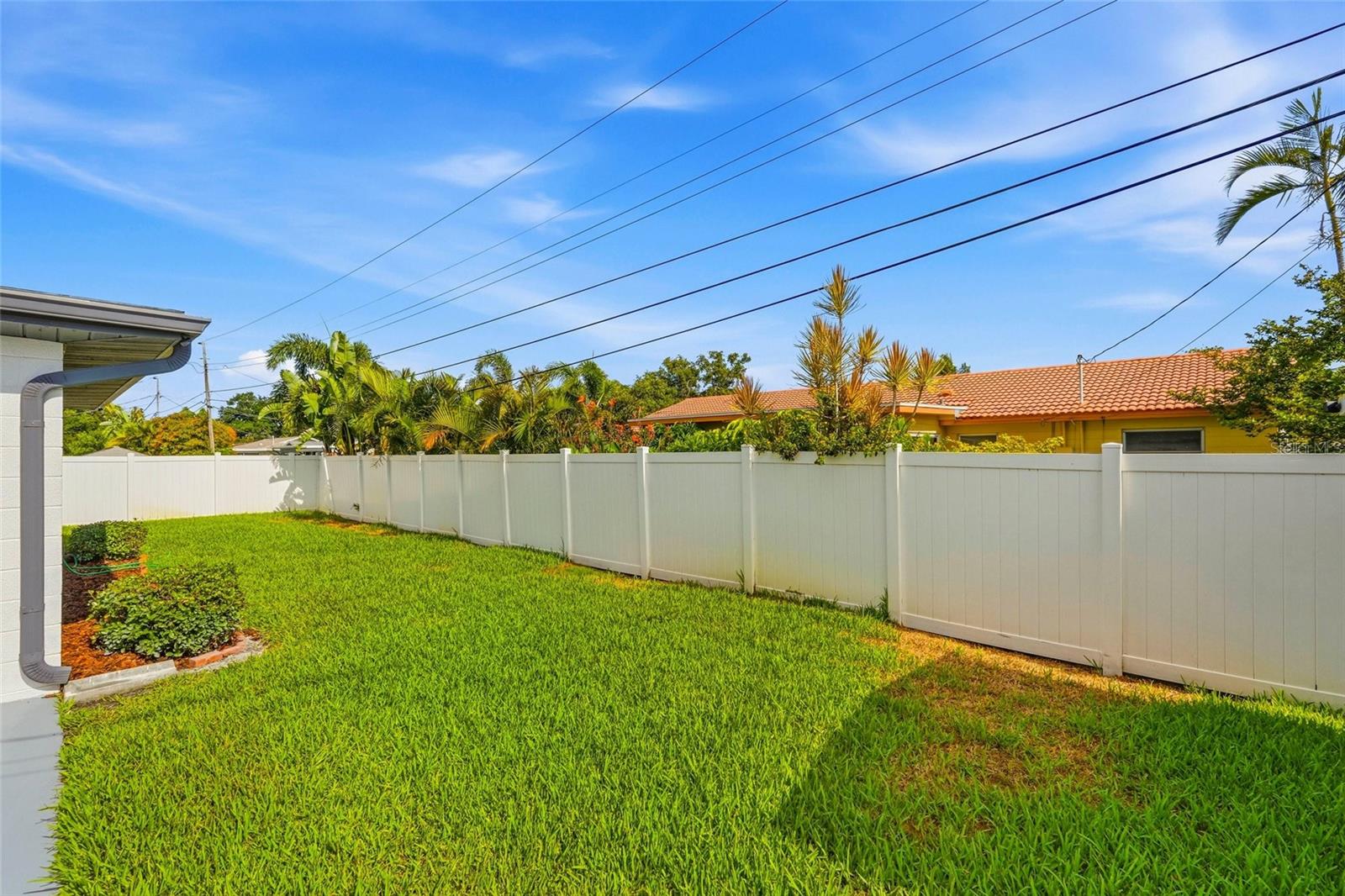 CROSSROADS ESTATES 2ND ADD - Residential