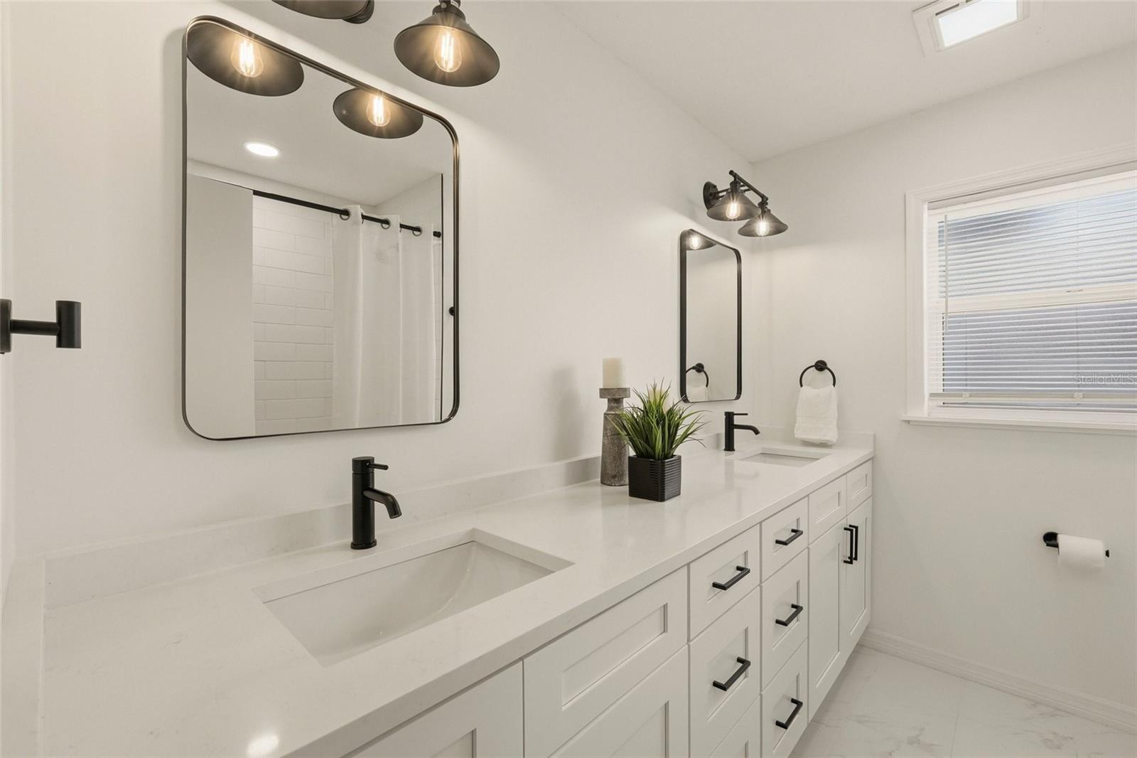 CROSSROADS ESTATES 2ND ADD - Residential