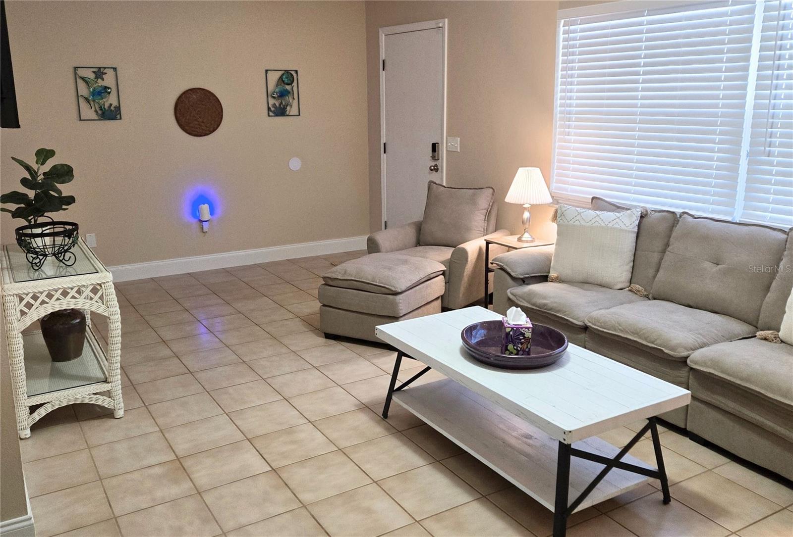 SOUTH VENICE - Residential Lease