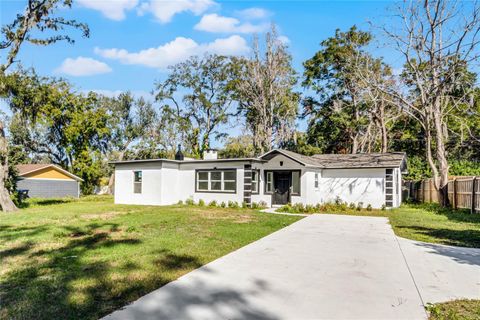 A home in APOPKA