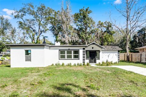 A home in APOPKA