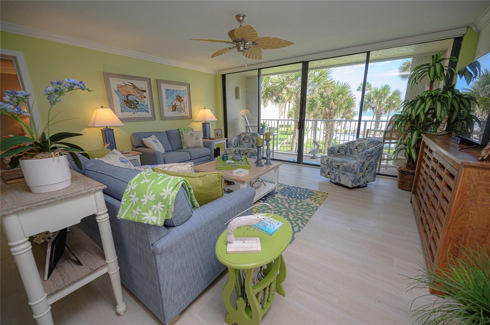 Pelican - Residential