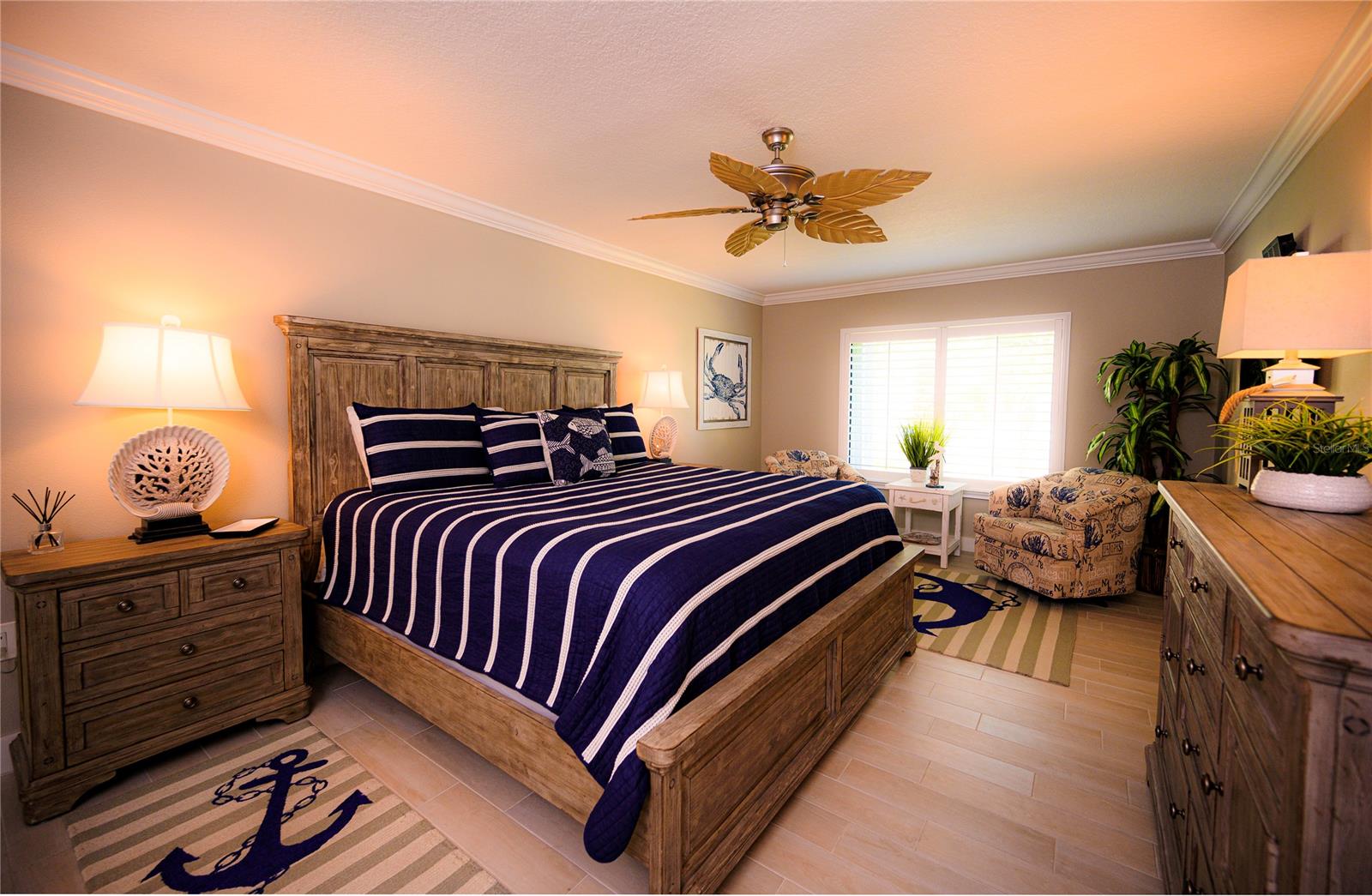 Pelican - Residential