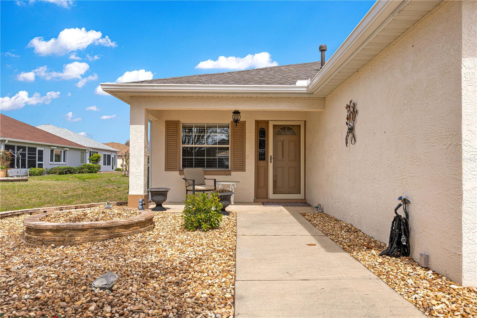 ON TOP OF THE WORLD - Residential