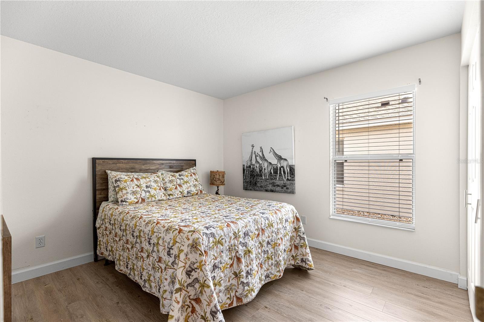 ON TOP OF THE WORLD - Residential