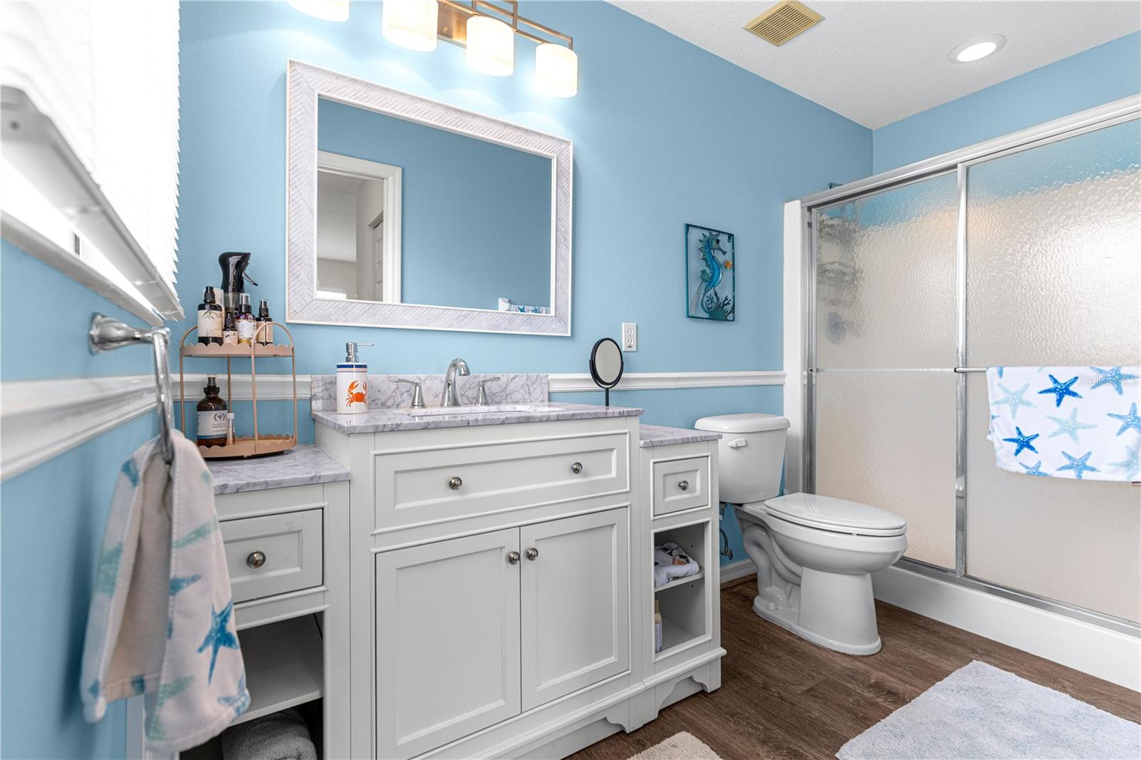 ON TOP OF THE WORLD - Residential