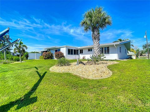 A home in PORT CHARLOTTE