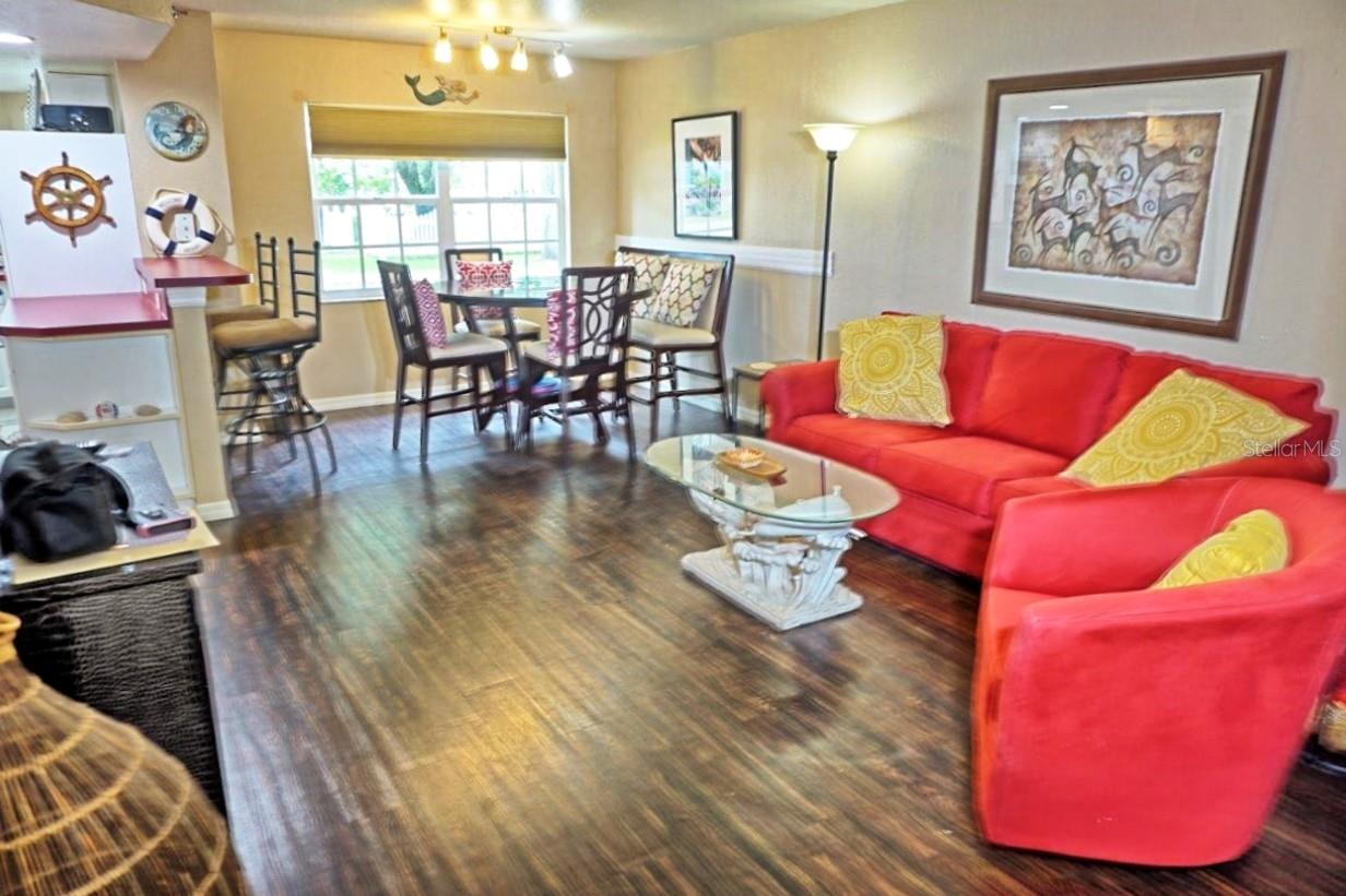 2077 WETLAND POINT 1103