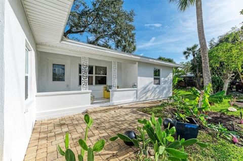 A home in PORT CHARLOTTE