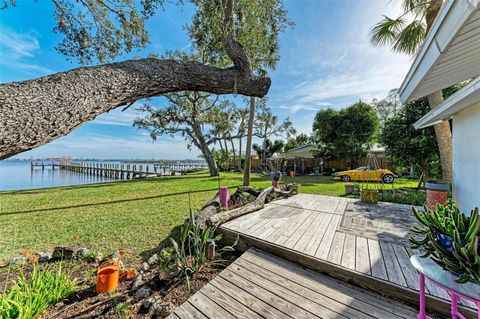 A home in PORT CHARLOTTE