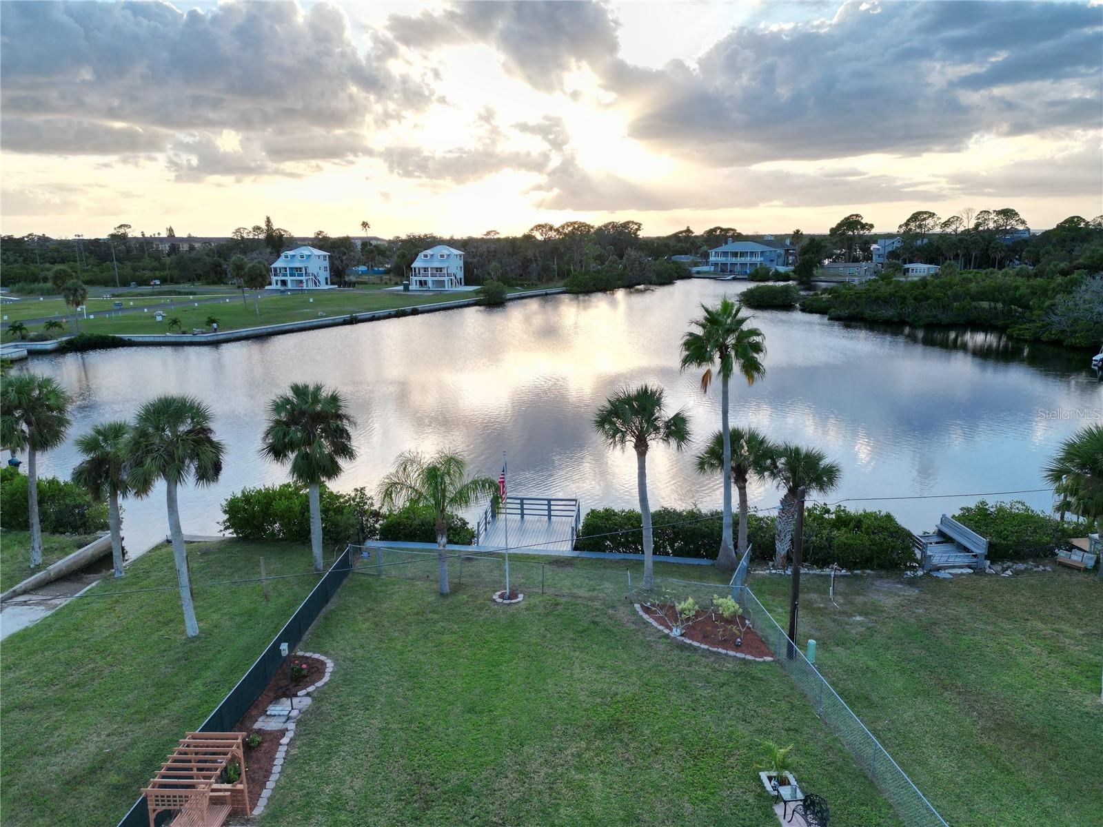 ANCLOTE RIVER HEIGHTS - Residential