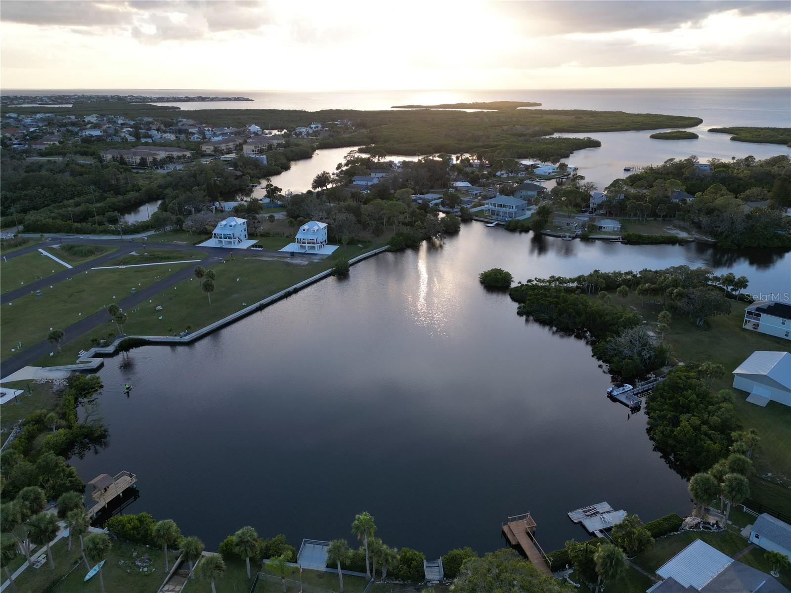 ANCLOTE RIVER HEIGHTS - Residential