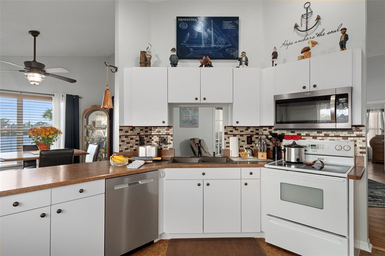 ANCLOTE RIVER HEIGHTS - Residential