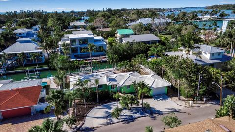 A home in LONGBOAT KEY