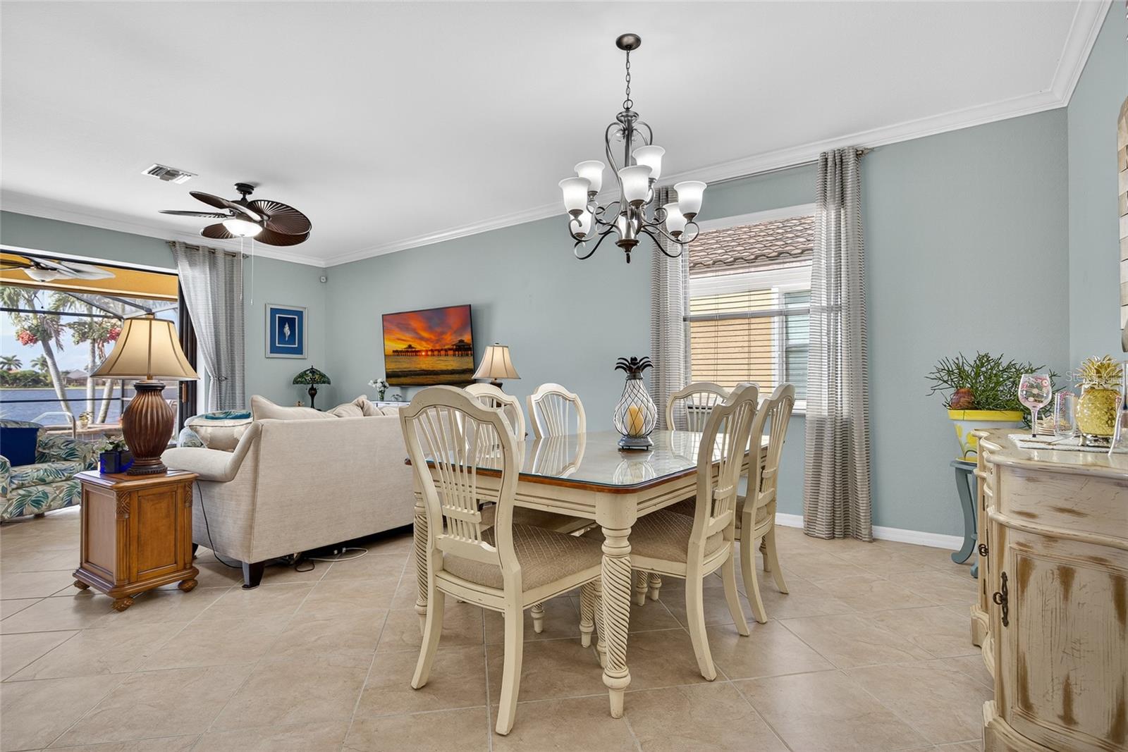 PROMENADE WEST/FORUM PH 2 - Residential