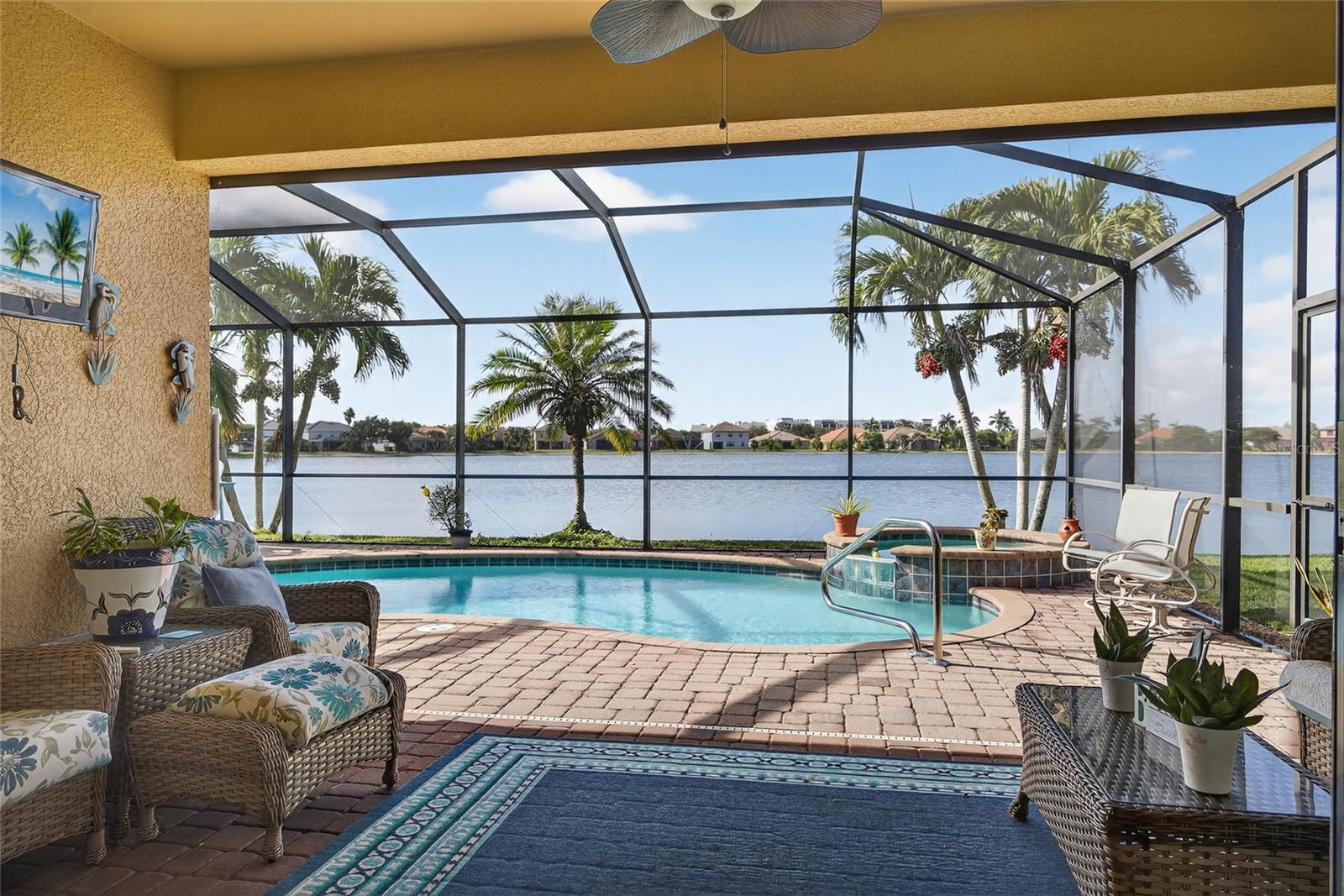 PROMENADE WEST/FORUM PH 2 - Residential