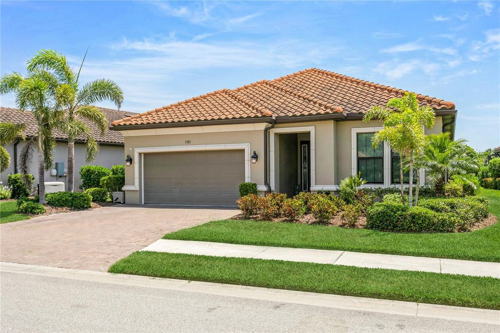 Photo of 5585 Semolino Street, Nokomis, FL 34275 (MLS # N6138437)