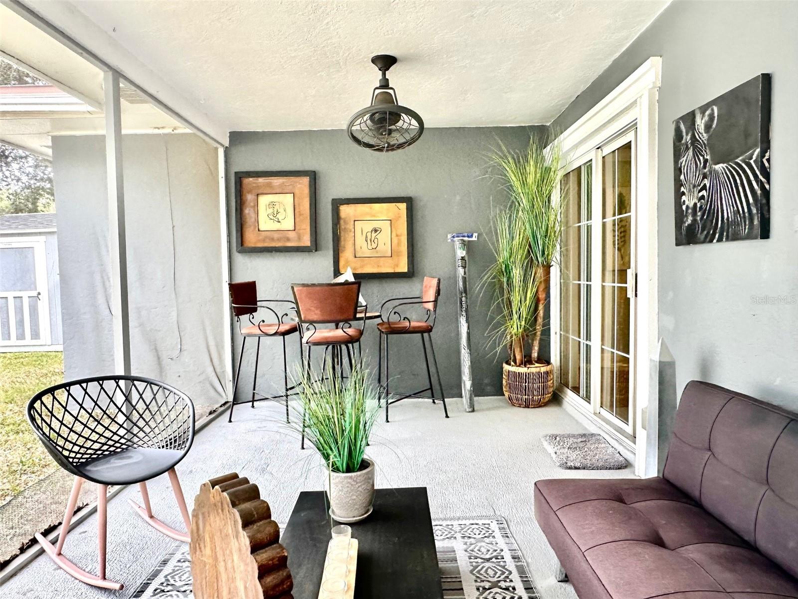 DEL ORO GARDENS - Residential Lease