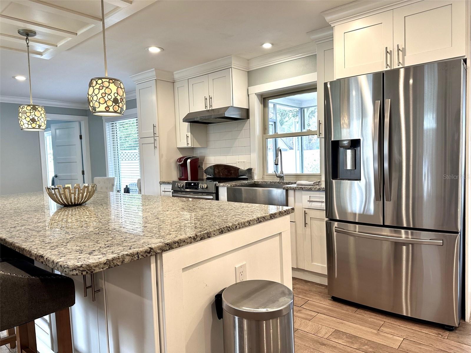 DEL ORO GARDENS - Residential Lease