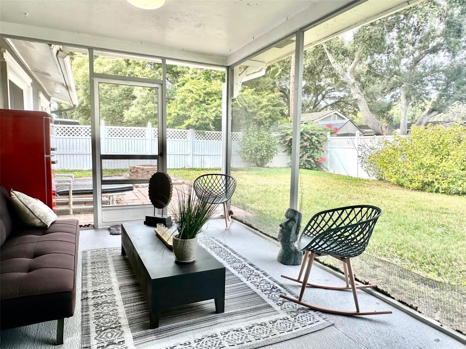 DEL ORO GARDENS - Residential Lease