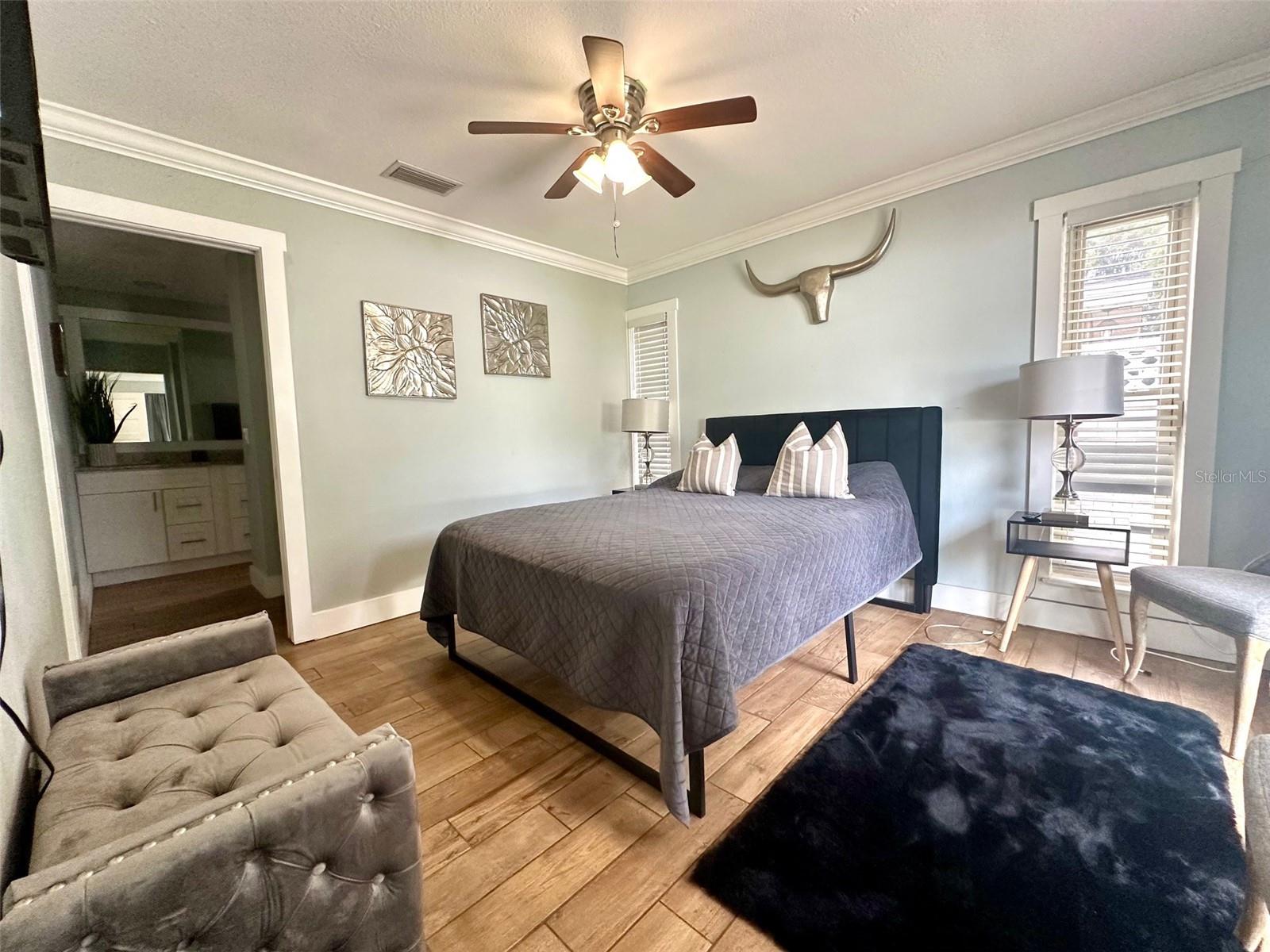 DEL ORO GARDENS - Residential Lease