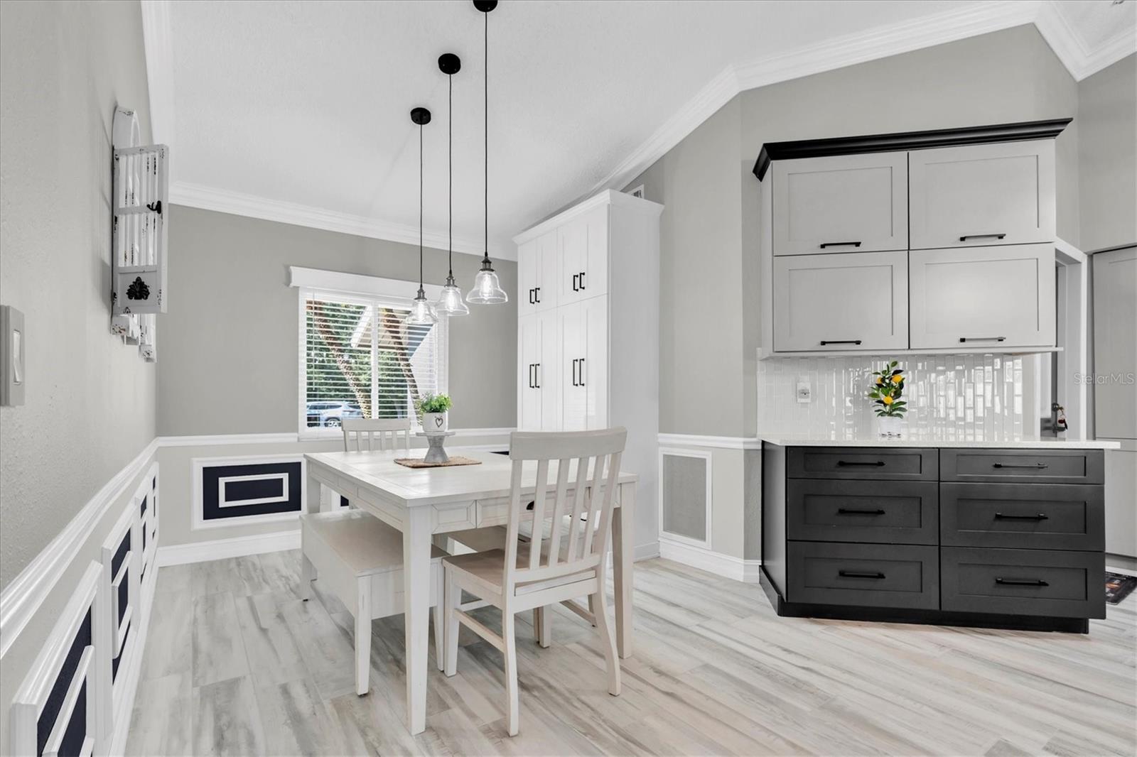 FALCON RIDGE - Residential