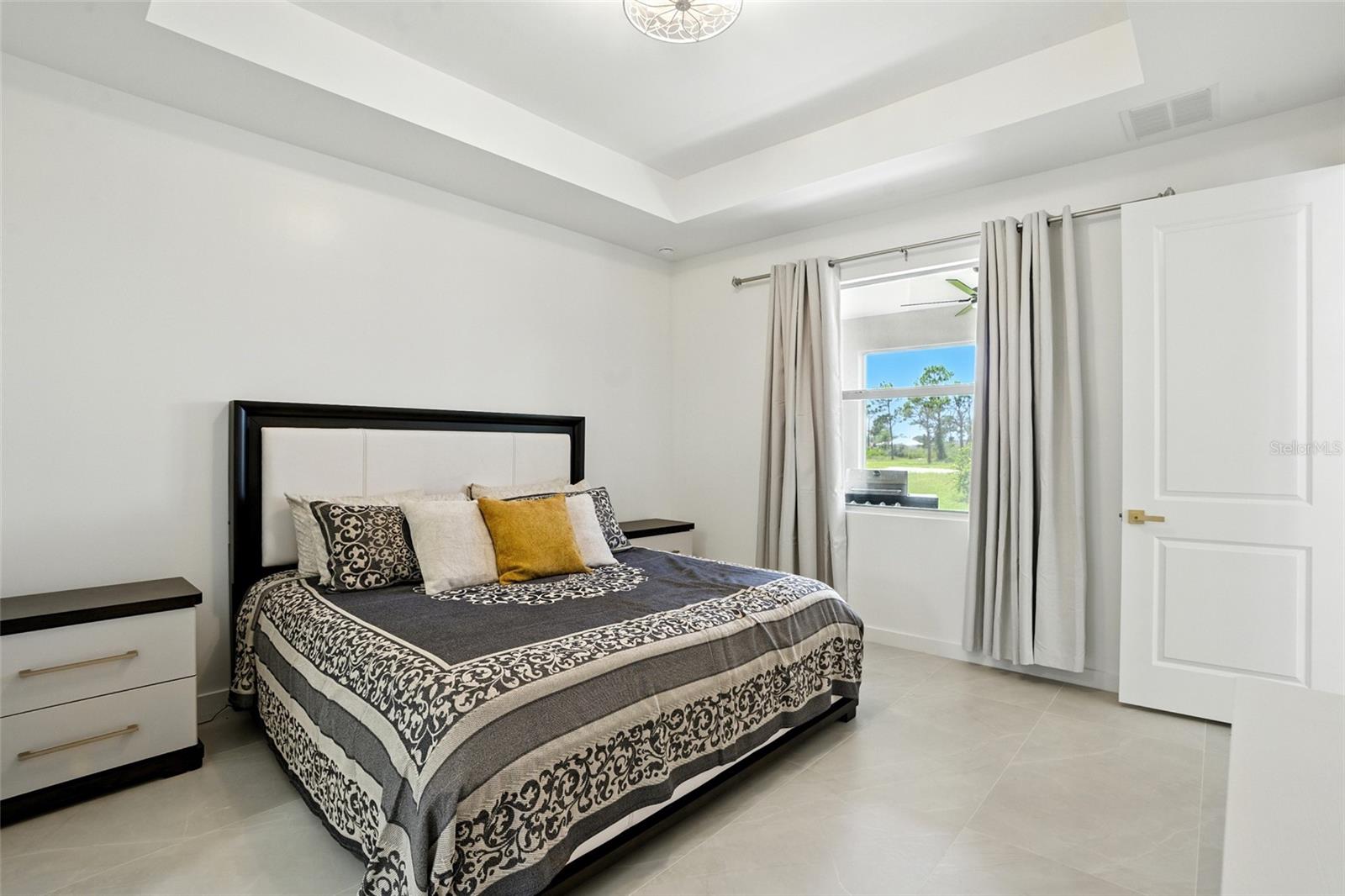 ROTONDA SANDS - Residential
