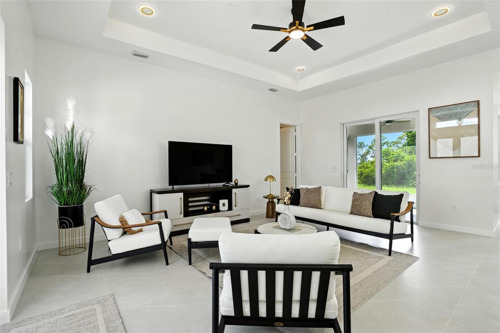 ROTONDA SANDS - Residential
