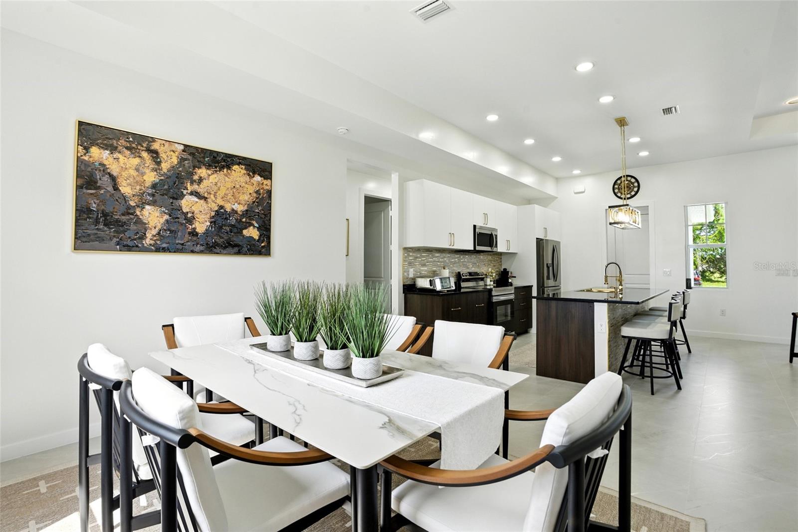 ROTONDA SANDS - Residential