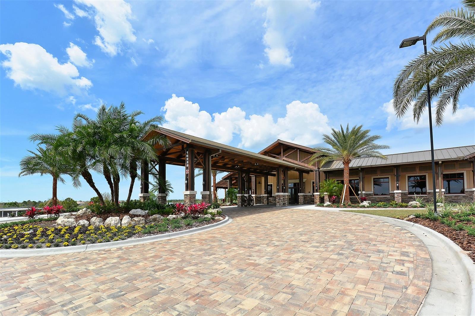 COUNTRY CLUB EAST AT LAKEWD RNCH QQ2 - Residential