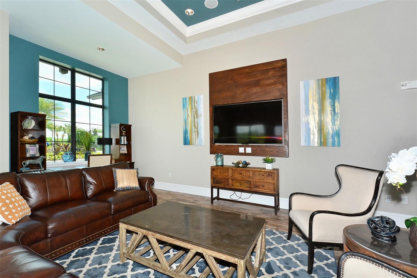 COUNTRY CLUB EAST AT LAKEWD RNCH QQ2 - Residential