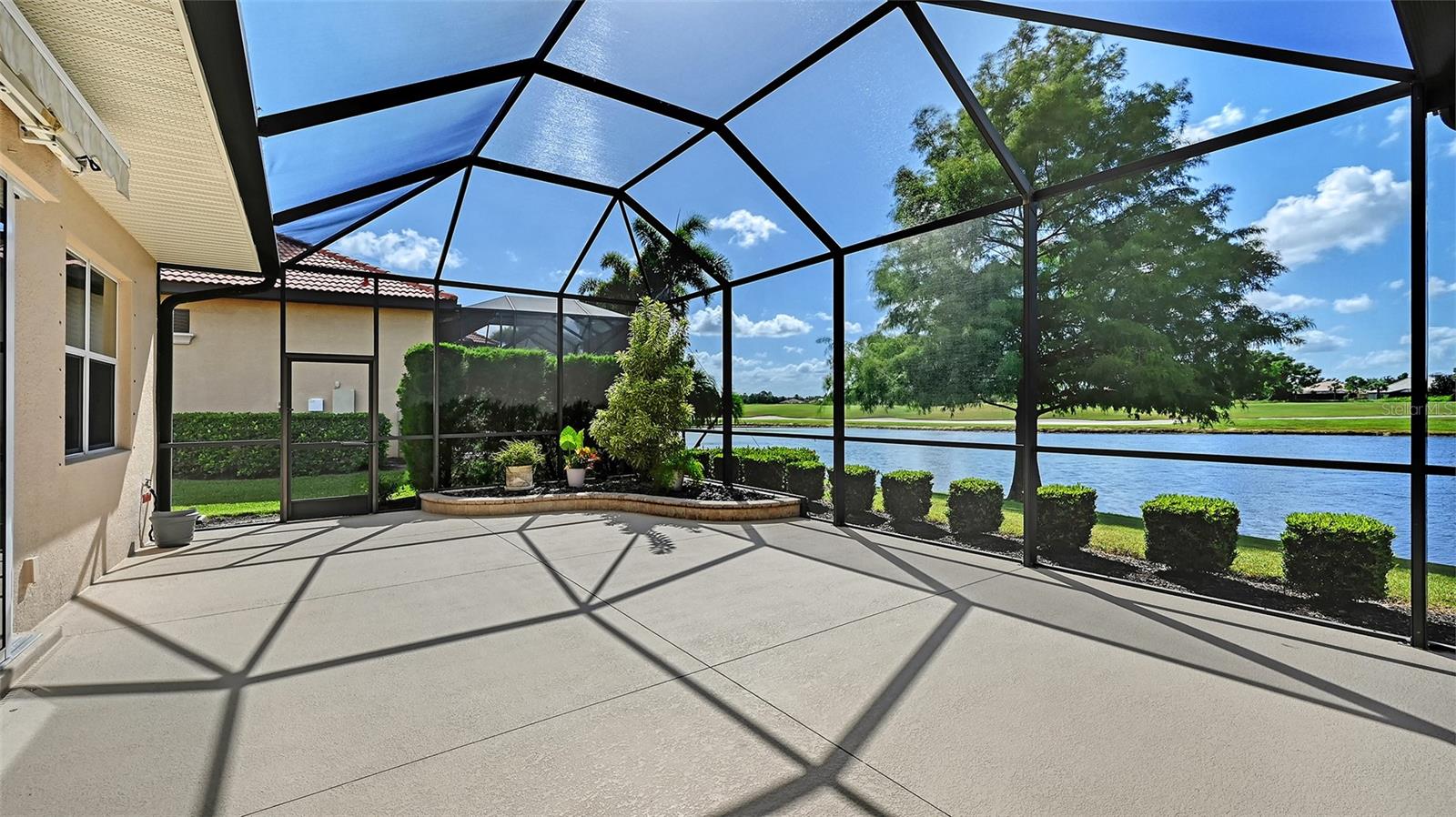 COUNTRY CLUB EAST AT LAKEWD RNCH QQ2 - Residential