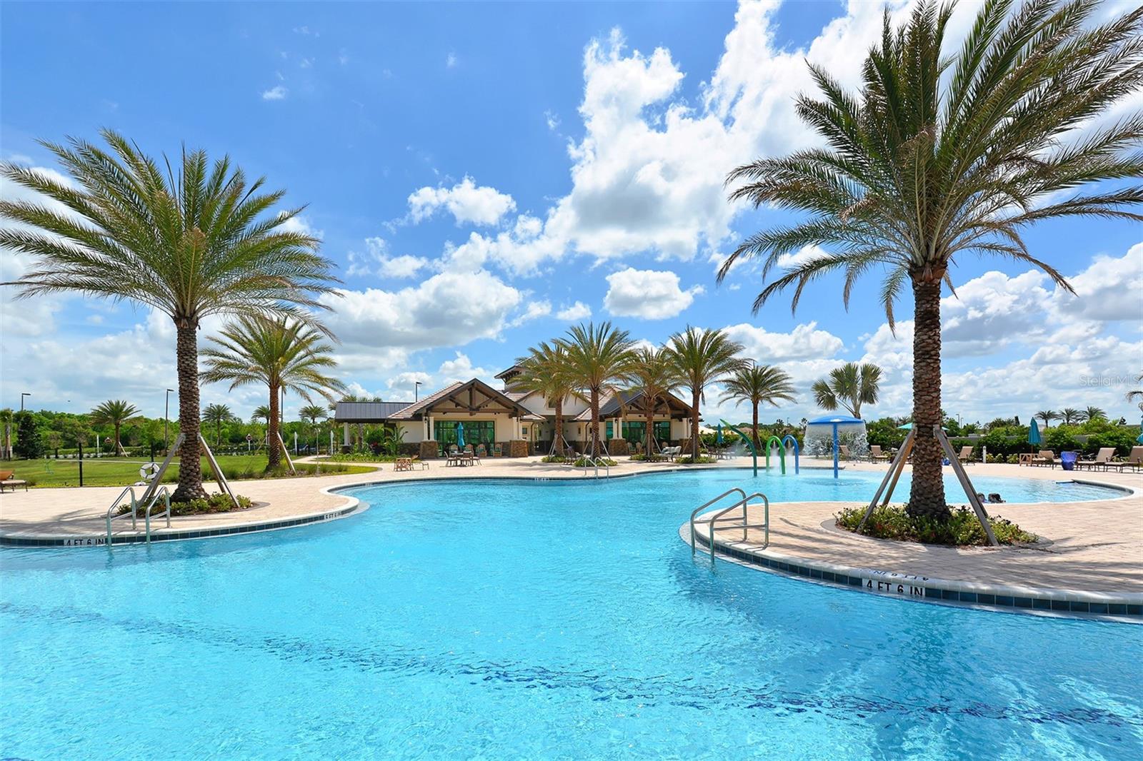 COUNTRY CLUB EAST AT LAKEWD RNCH QQ2 - Residential