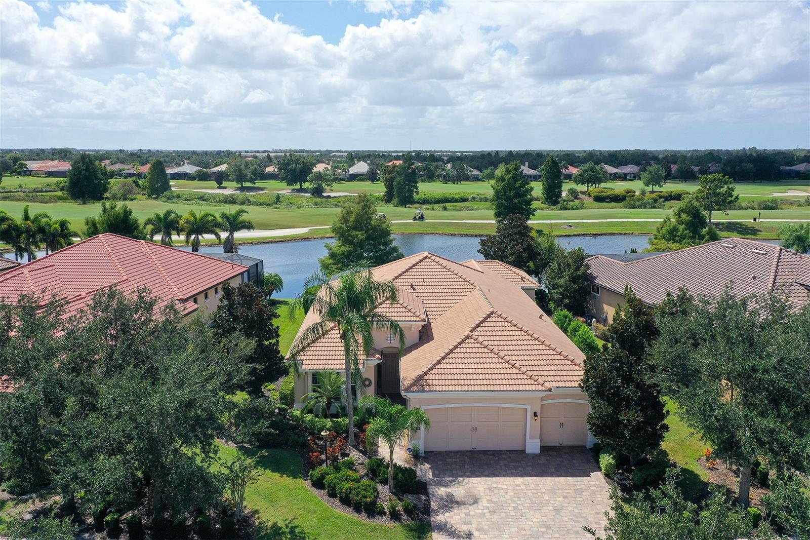 COUNTRY CLUB EAST AT LAKEWD RNCH QQ2 - Residential