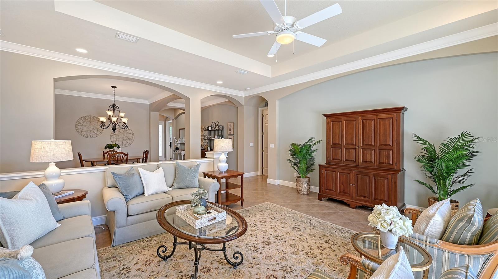 COUNTRY CLUB EAST AT LAKEWD RNCH QQ2 - Residential